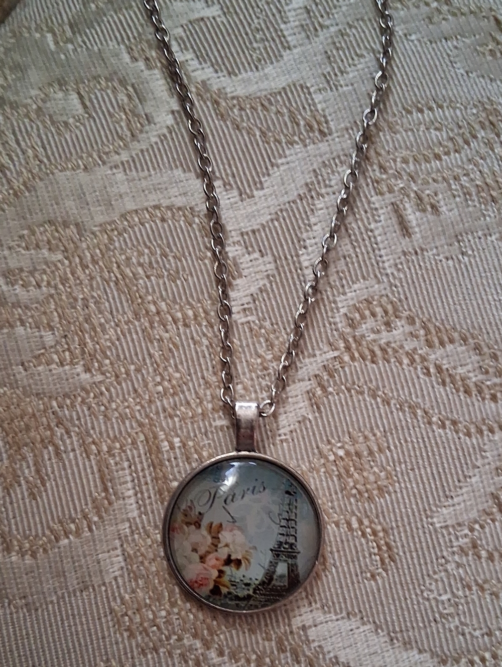 Vintage Paris Pendant Necklace in Silver